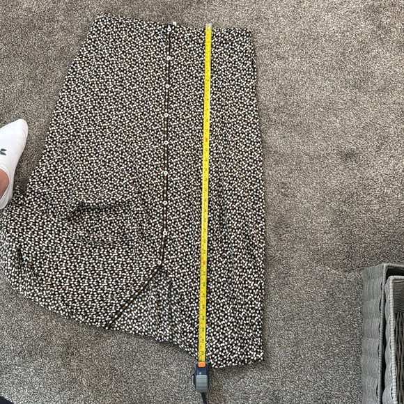 Max Studio Floral Black and White Women's Skirt - Picture 5 of 10